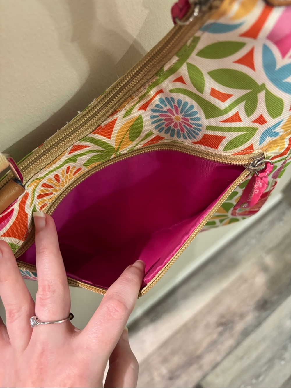 Lily Bloom Multicolor Floral Crossbody Shoulder Bag Perfect for Summer - Picture 7 of 12